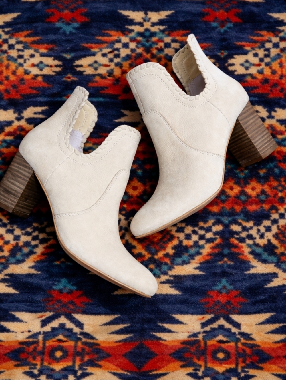 Lucky Brand Sivya Boots beige neutral Leather ankle block heel booties Sz 7.5